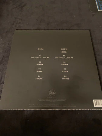 Favors Vinyl Record - Image 3